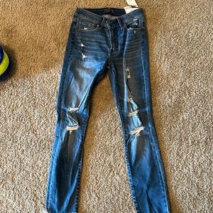 Abercrombie Mid rise Super Skinny Ankle Jeans